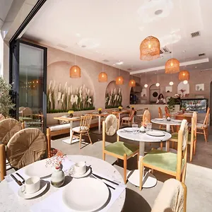The Pearl Hotel Istanbul