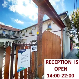 Hargita Panzio Guest house Vecses